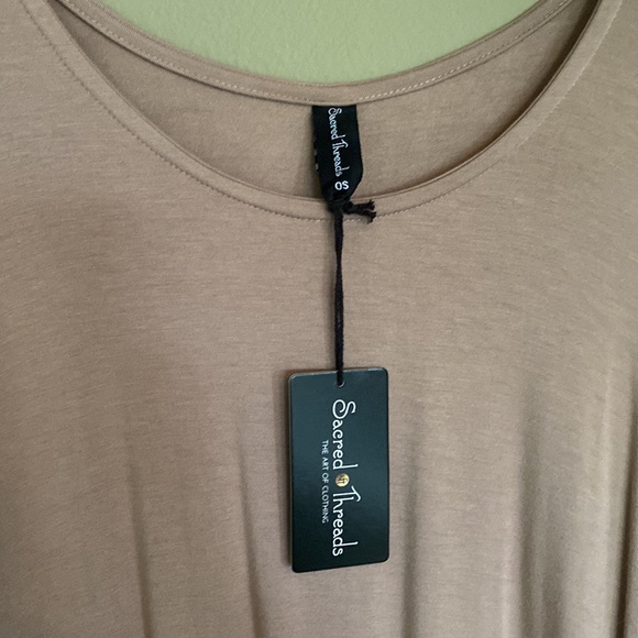 🆕SACRED THREADS- Short sleeve Blush toned Tunic- See Notes on size - Picture 4 of 7